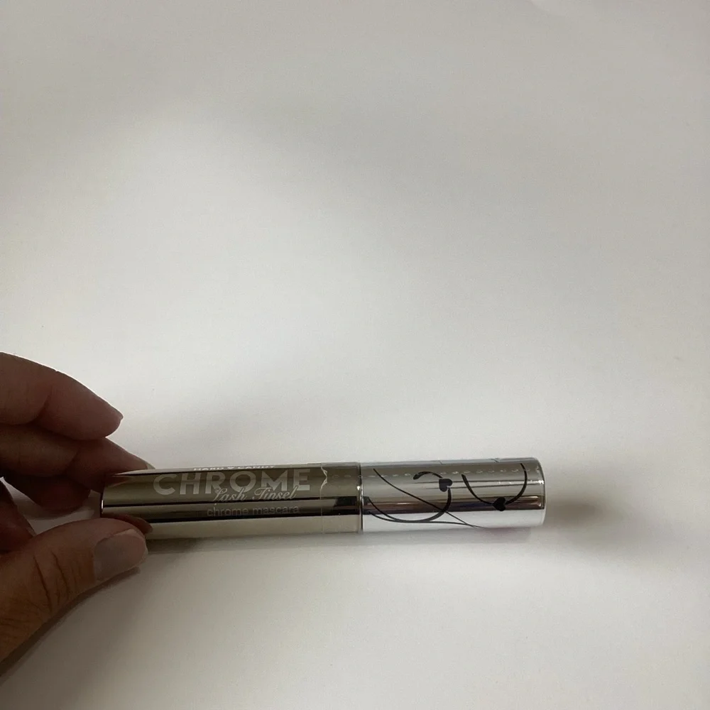 Hard Candy Chrome Mascara - Silver